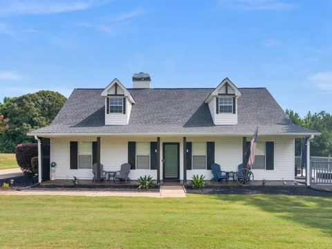Homes For Sale - 145 Michael Lane<br/> Mcdonough, GA 30252