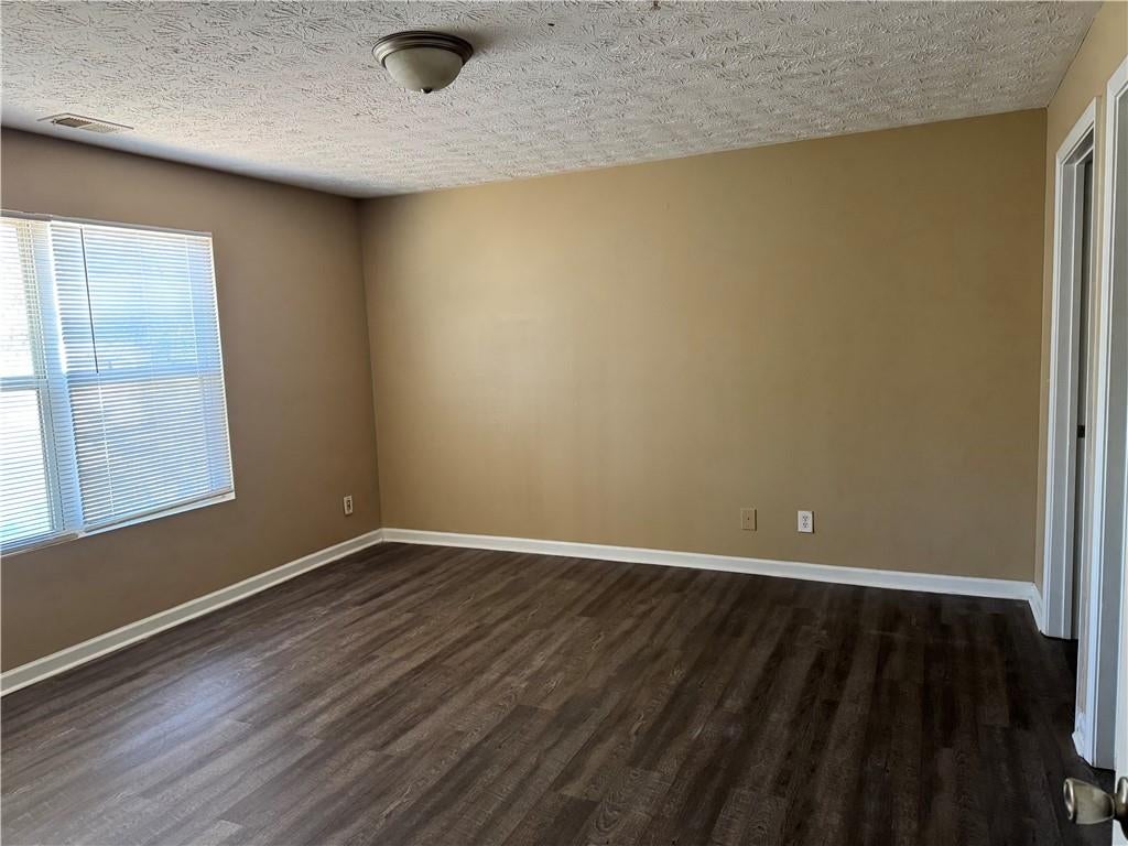 3203 Fairington Ridge Circle