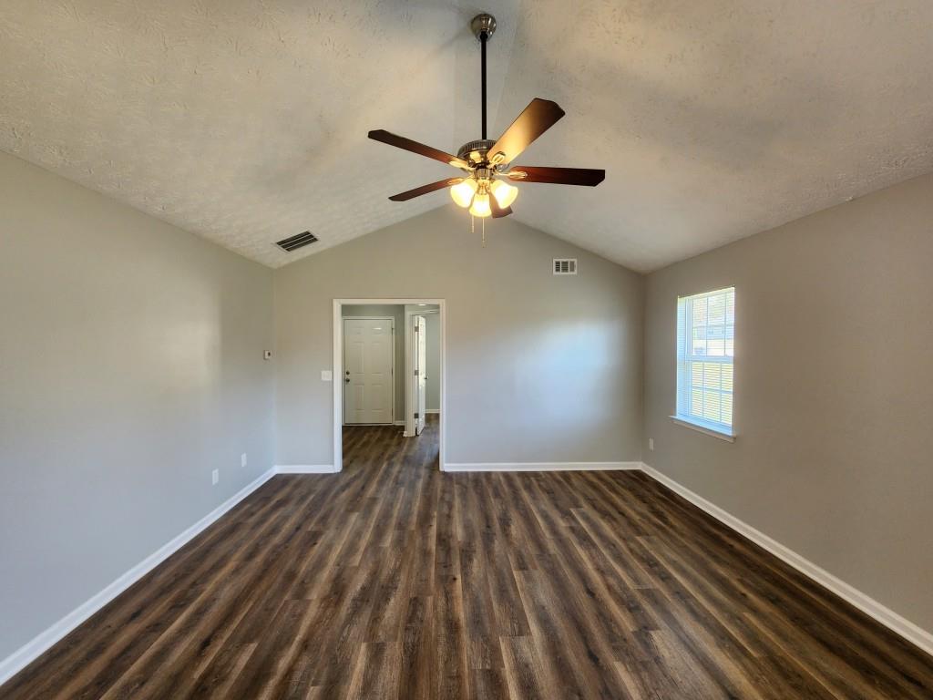 118 Dove Landing, Social Circle, Georgia image 2