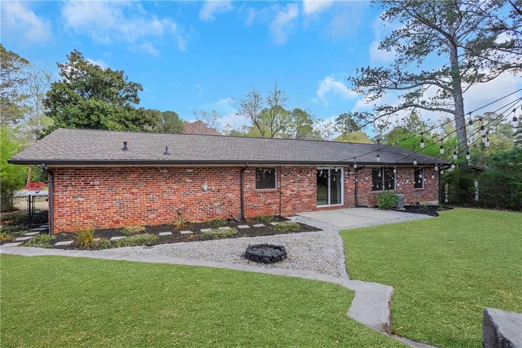 2306 Ashleywoods Drive, Tucker, Georgia image 45