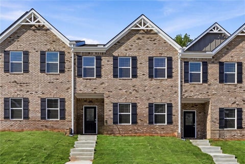 Townhouse For Sale - 3641 Parkway James Drive<br/> Snellville, GA 30039