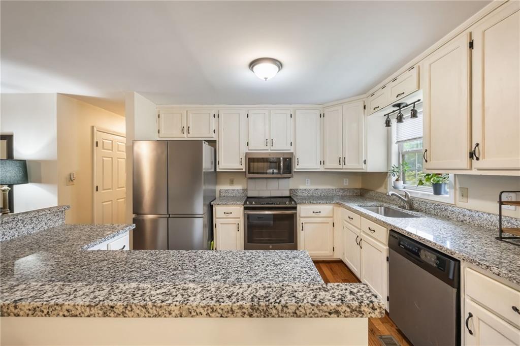 102 Hampton Lane, Dallas, Georgia image 10