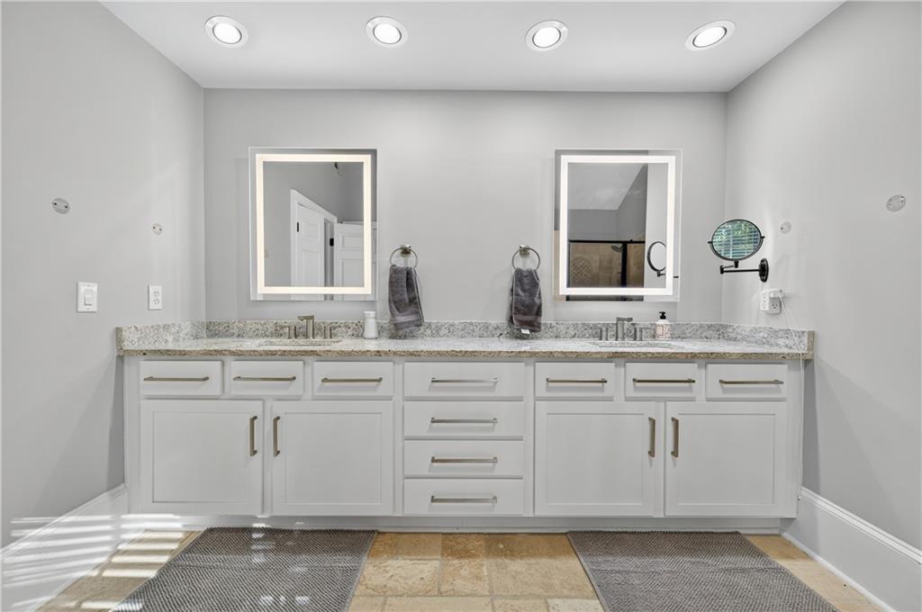 Oak Mountain Farms - Residential
