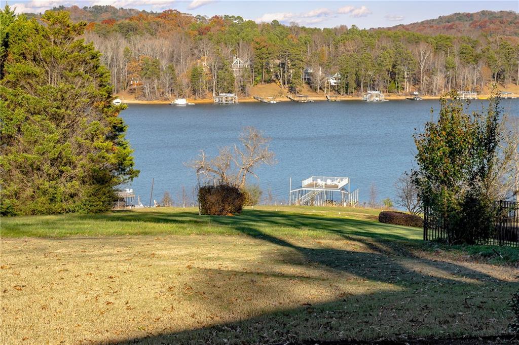 4252 Tall Hickory Trail