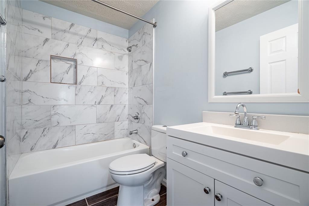 Whitfield at Ridgewalk - Residential