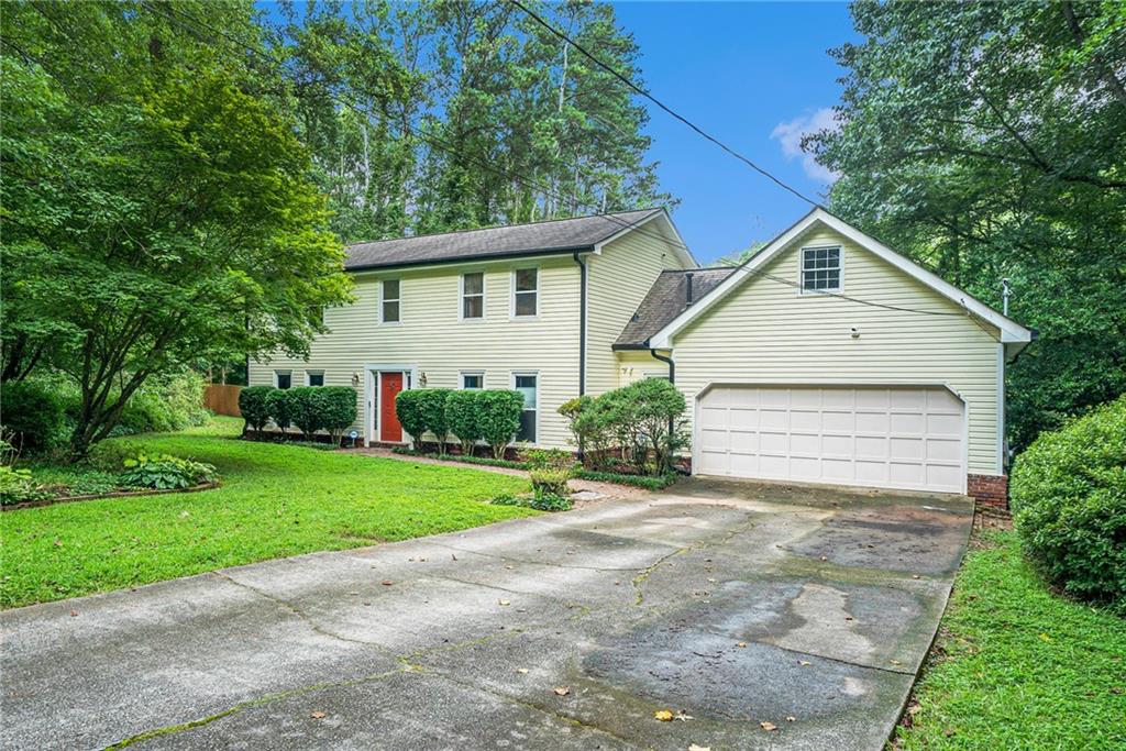 484 Kenilworth Circle