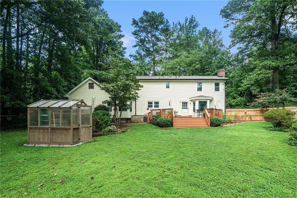 484 Kenilworth Circle