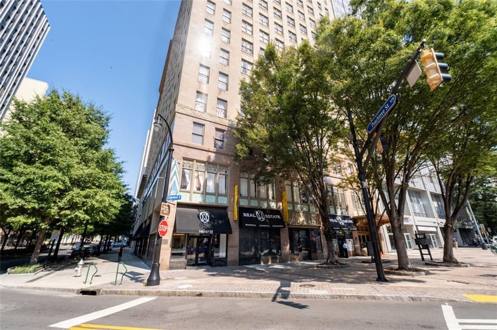 32 Peachtree Street NW 804