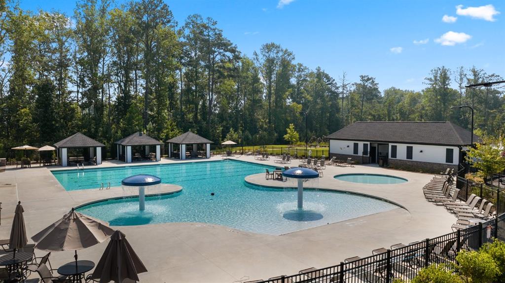 315 Silver Moon Drive, Loganville, Georgia image 5