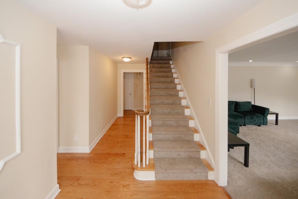 4995 Greentree Trail