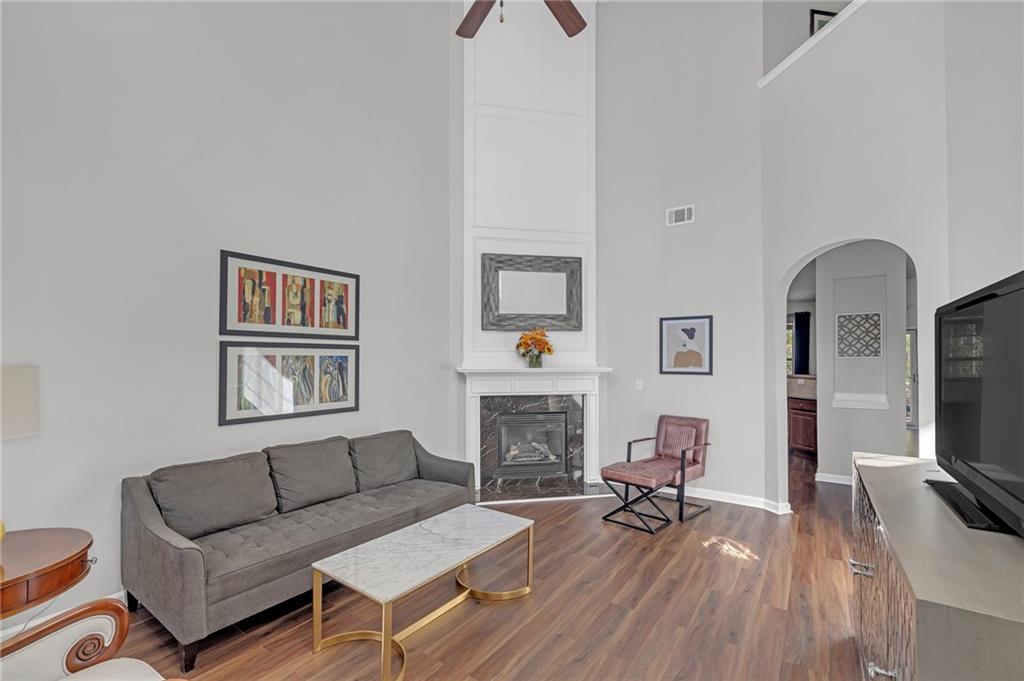 472 Grayson Way