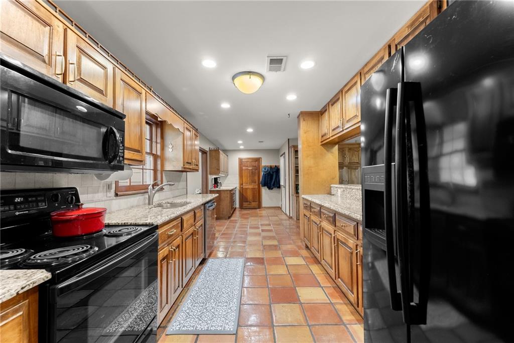 5105 Chestatee Heights Road, Gainesville, Georgia image 17