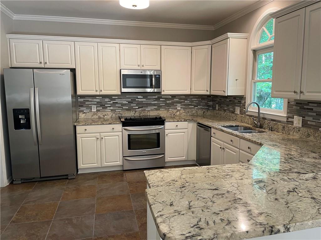 1915 Habersham Trace