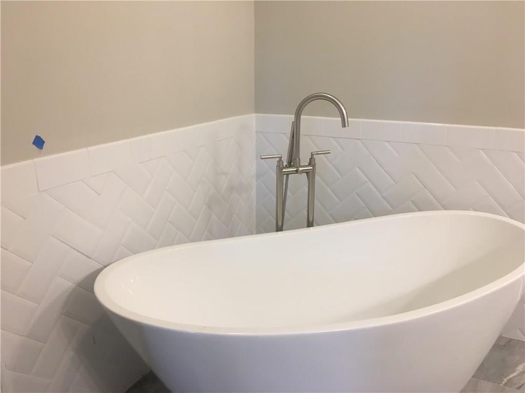 Cresslyn - Residential Lease