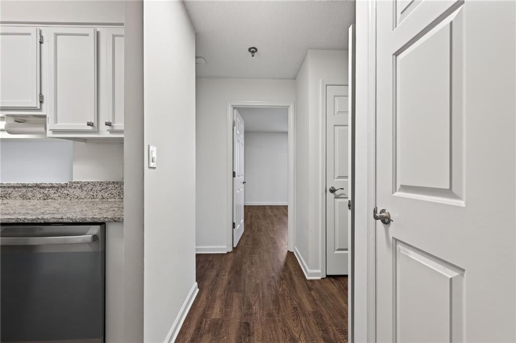 300 Johnson Ferry Road NE B604
