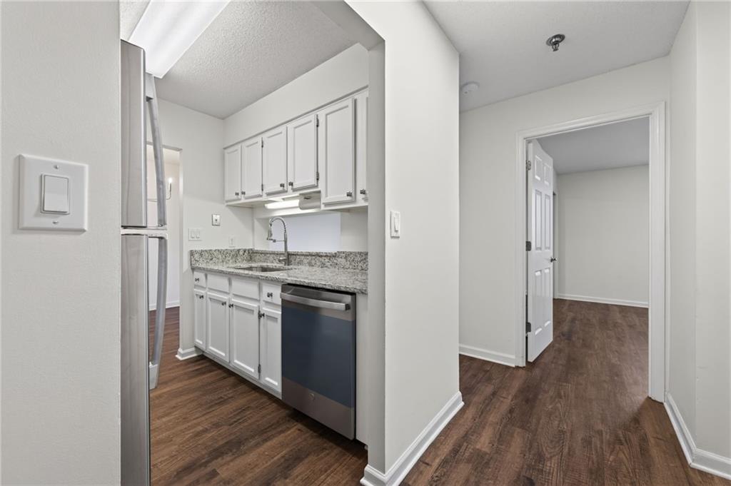 300 Johnson Ferry Road NE B604