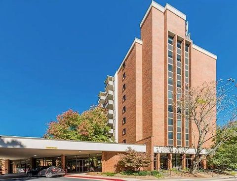 Condo For Sale - 300 Johnson Ferry Road #B604<br/> Fulton County, Sandy Springs, GA 30328
