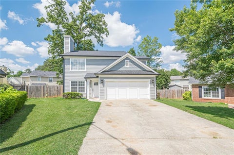 Homes For Sale - 2055 Summer View Place<br/> Marietta, GA 30060