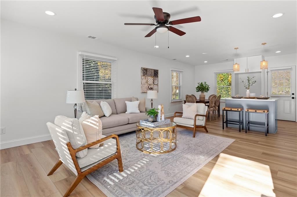 2502 E Tupelo Street SE