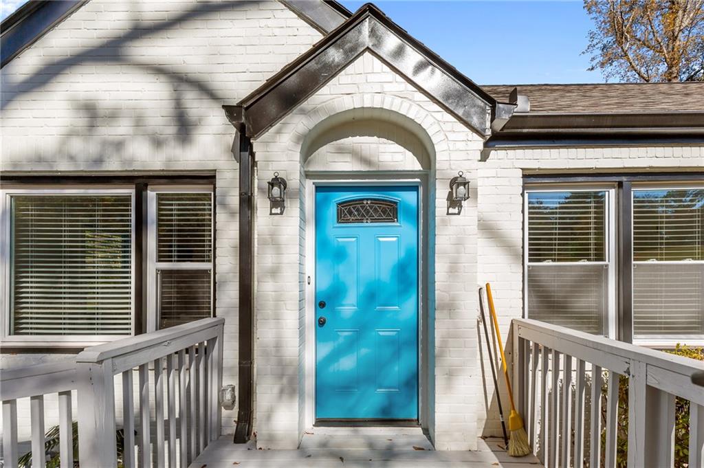 2502 E Tupelo Street SE