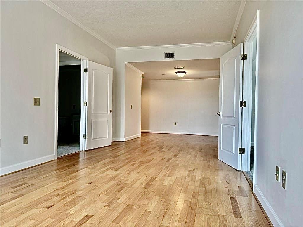 195 14th Street NE 1005