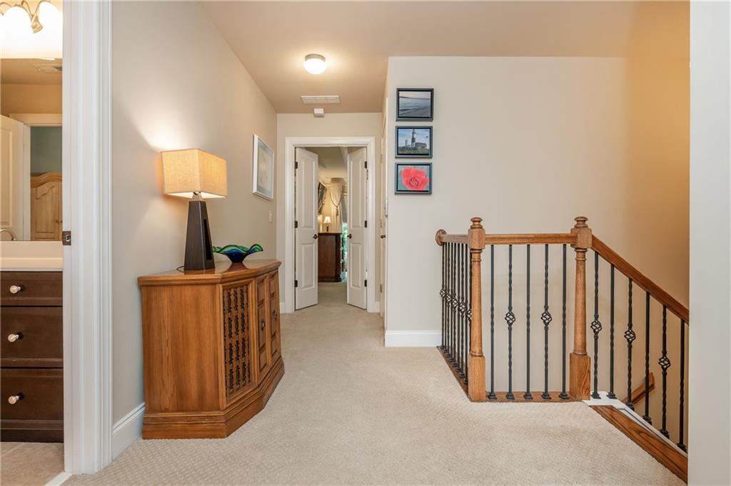 2025 Eagle Ridge, Roswell, Georgia image 27