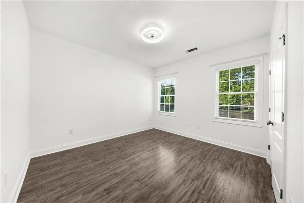 Loganville, Georgia 30052, United States, 5 Bedrooms Bedrooms, ,4 BathroomsBathrooms,Residential,Active,177637