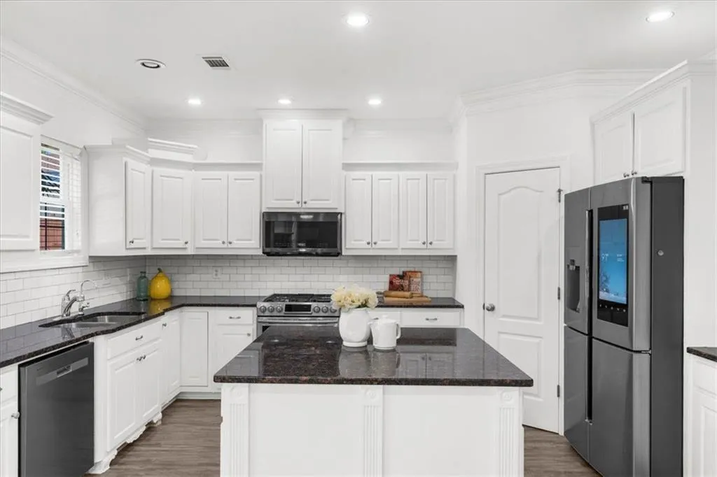 Loganville, Georgia 30052, United States, 5 Bedrooms Bedrooms, ,4 BathroomsBathrooms,Residential,Active,177637