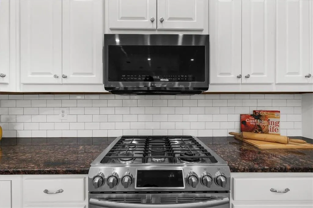 Loganville, Georgia 30052, United States, 5 Bedrooms Bedrooms, ,4 BathroomsBathrooms,Residential,Active,177637