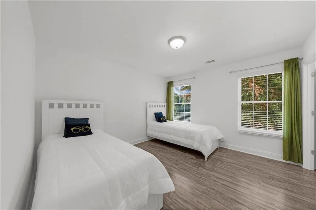 Loganville, Georgia 30052, United States, 5 Bedrooms Bedrooms, ,4 BathroomsBathrooms,Residential,Active,177637