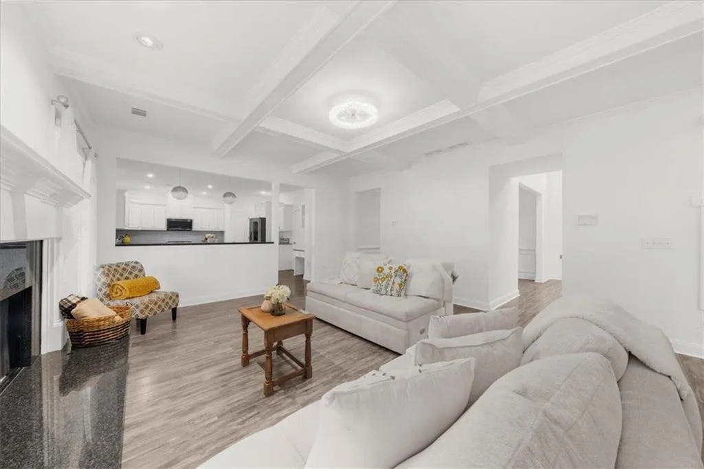 Loganville, Georgia 30052, United States, 5 Bedrooms Bedrooms, ,4 BathroomsBathrooms,Residential,Active,177637