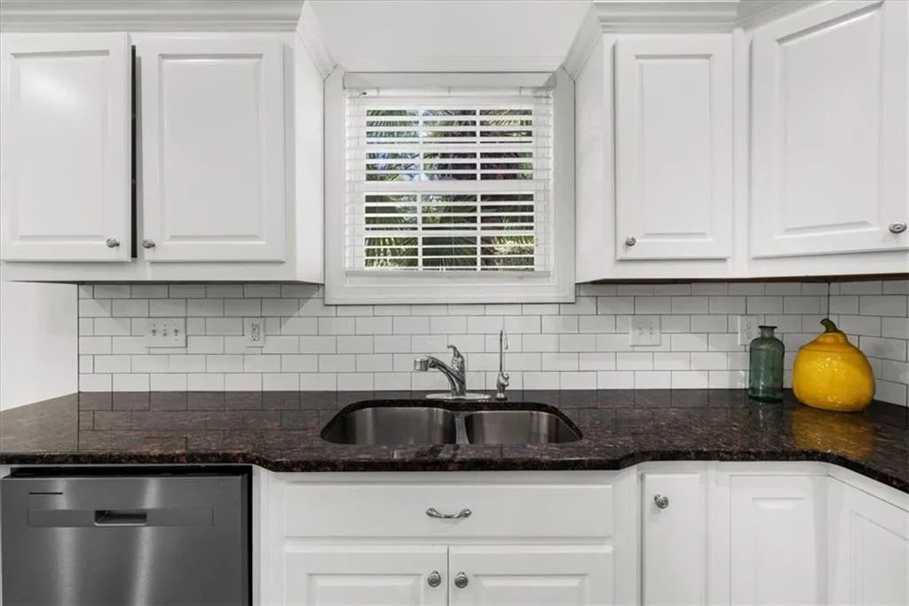 Loganville, Georgia 30052, United States, 5 Bedrooms Bedrooms, ,4 BathroomsBathrooms,Residential,Active,177637