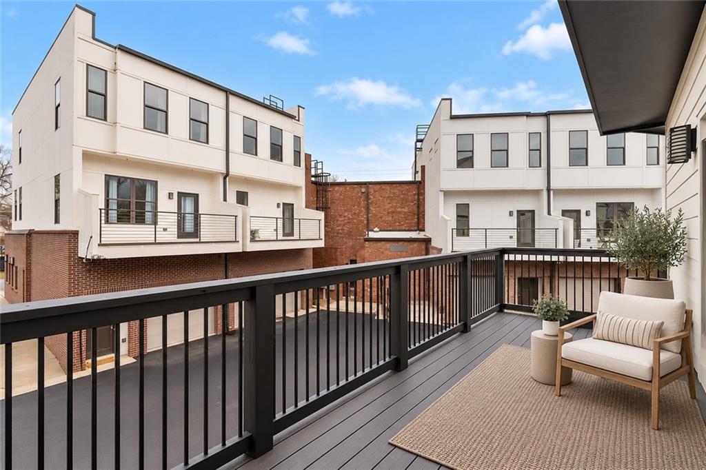 2030 Main Street NW 401
