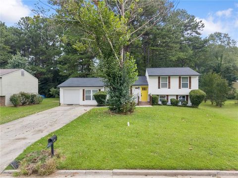 6940 CAINWOOD Drive South Fulton GA 30349