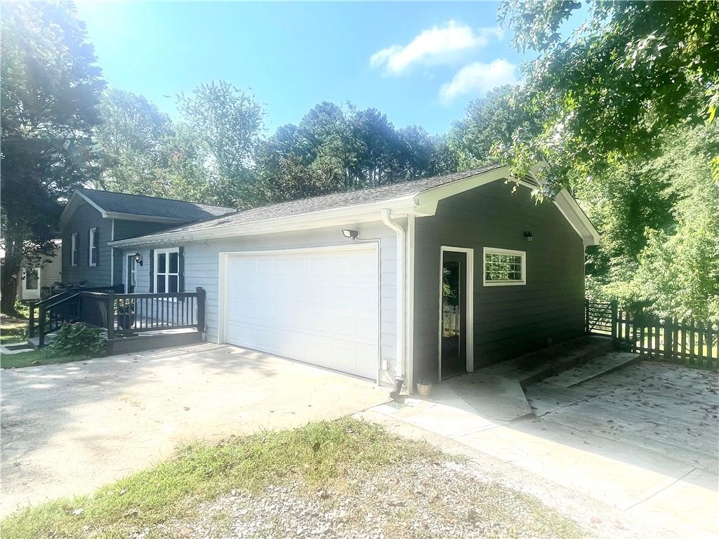 886 Ridgedale Drive