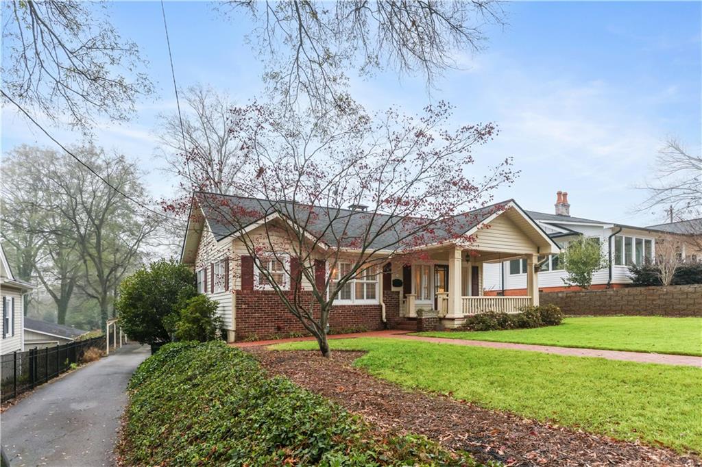 29 Hillside Avenue NE