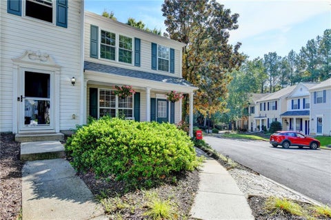 Townhouse For Sale - 10900 Wittenridge Drive #B5<br/> Fulton County, Alpharetta, GA 30022