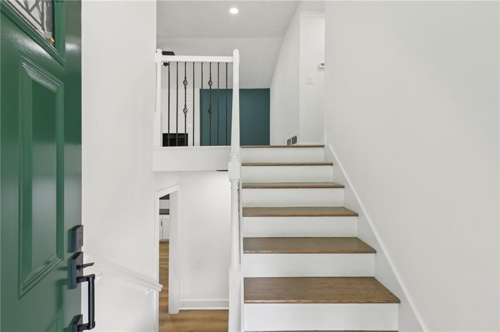 1824 Danielle Place