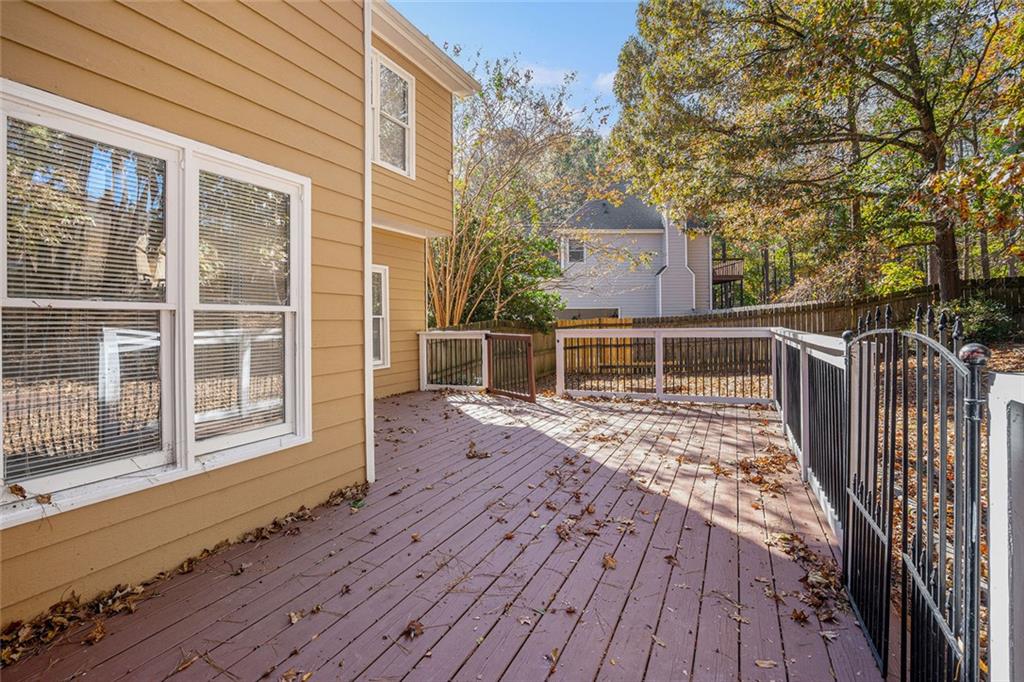 BROOK FOREST - Residential