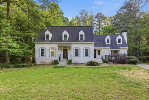 Homes For Sale - 2987 Moorings Parkway<br/> Snellville, GA 30039