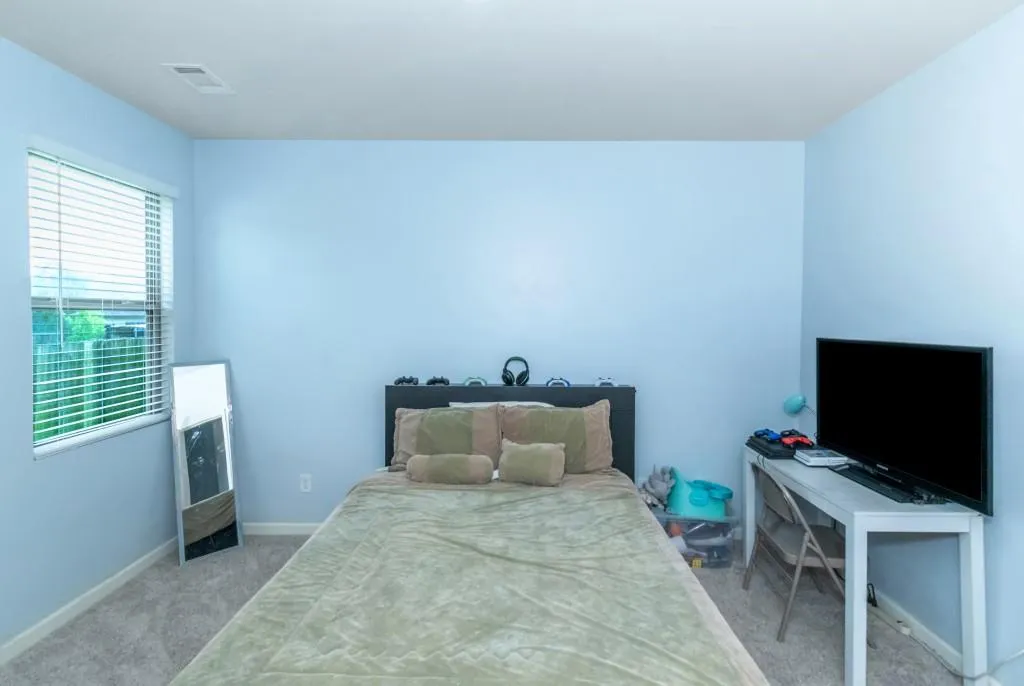 Covington, Georgia 30014, United States, 5 Bedrooms Bedrooms, ,3 BathroomsBathrooms,Residential,Pending,20833