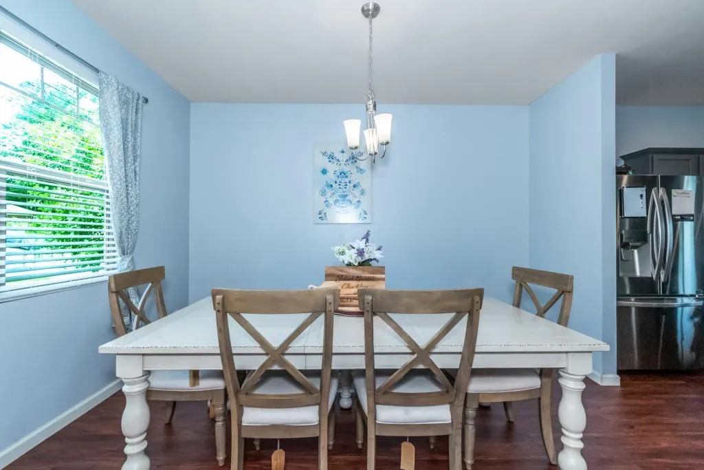 Covington, Georgia 30014, United States, 5 Bedrooms Bedrooms, ,3 BathroomsBathrooms,Residential,Pending,20833