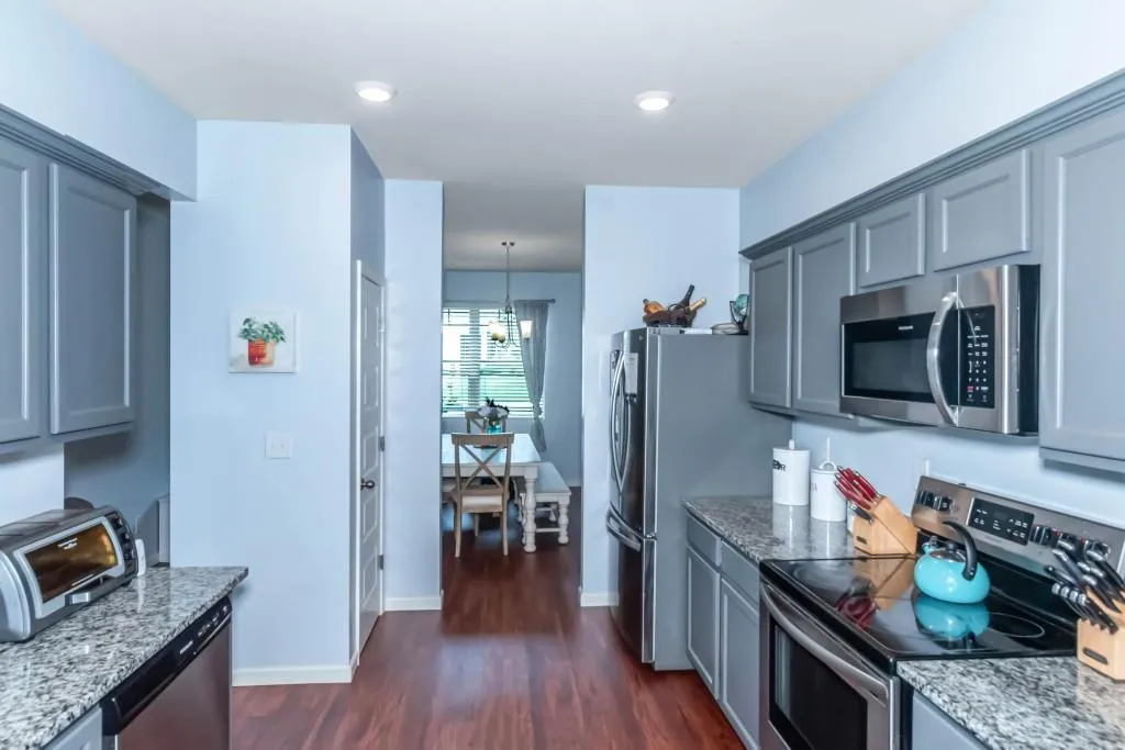 Covington, Georgia 30014, United States, 5 Bedrooms Bedrooms, ,3 BathroomsBathrooms,Residential,Pending,20833