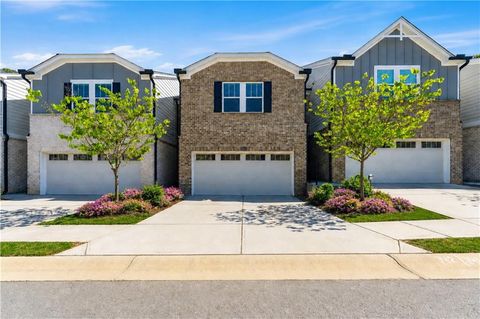 Townhouse For Sale - 1665 Villageside Court<br/> Lawrenceville, GA 30043