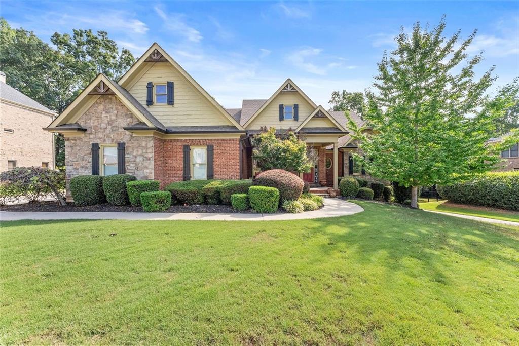 387 FOUNTAINHEAD Drive