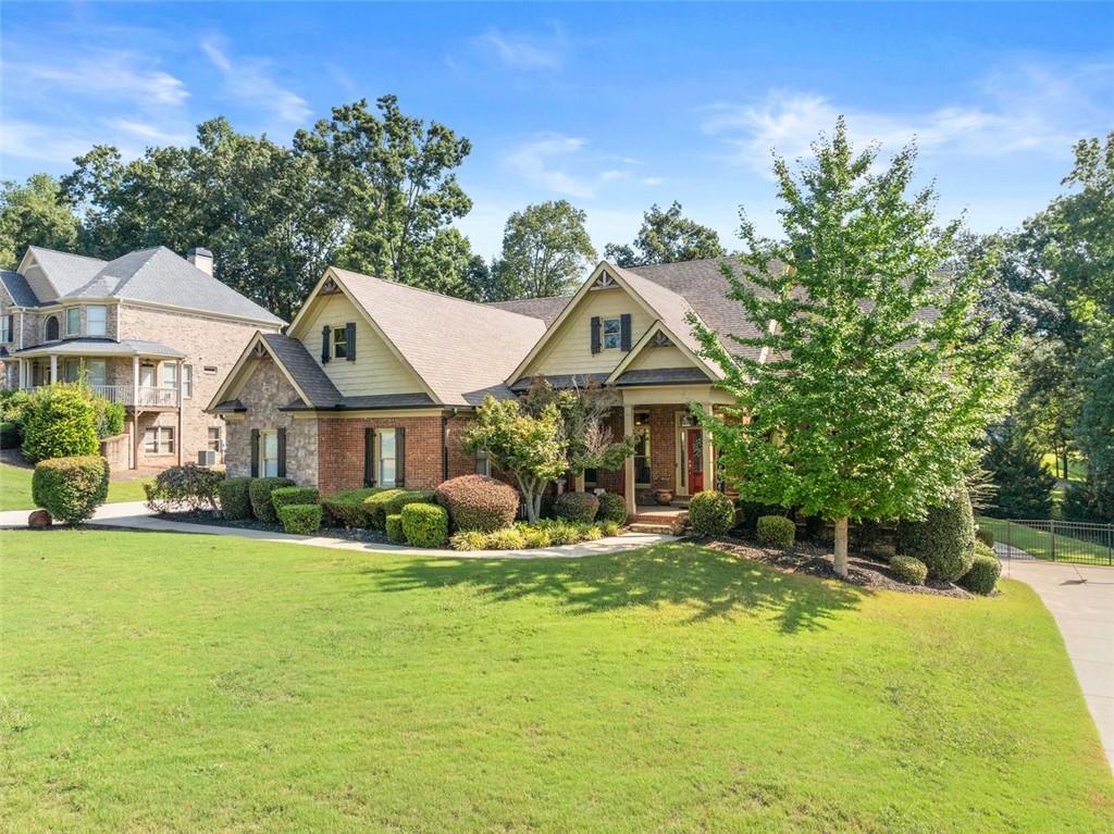 387 FOUNTAINHEAD Drive