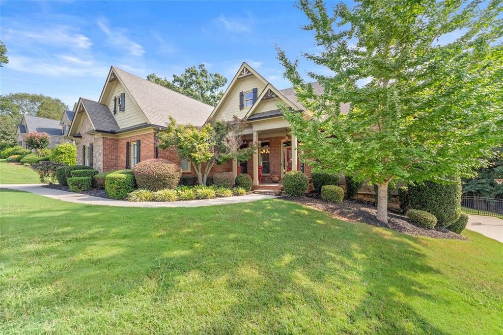 387 FOUNTAINHEAD Drive