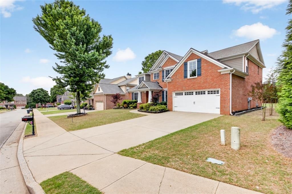 6121 Stillwater Trail