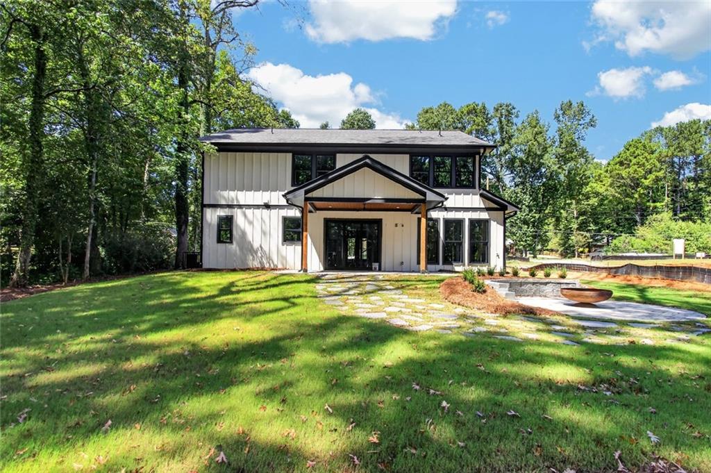 5578 Lilburn Stone Mountain Road
