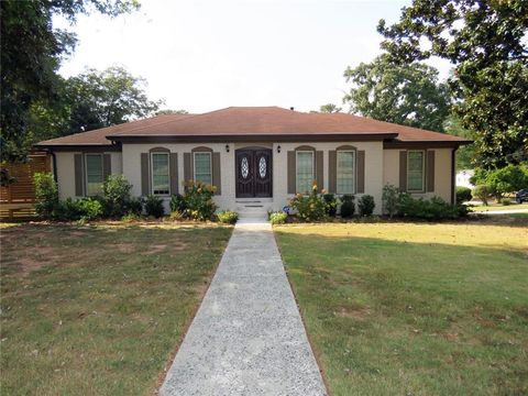 Photo of 203 Angla Drive SE, Smyrna, GA 30082 (MLS # 7648927)